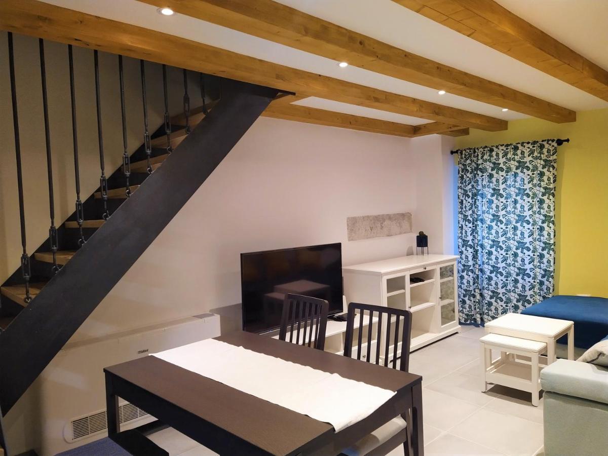 Luxury Apartment - Old Soul With A New Heart Црес Экстерьер фото