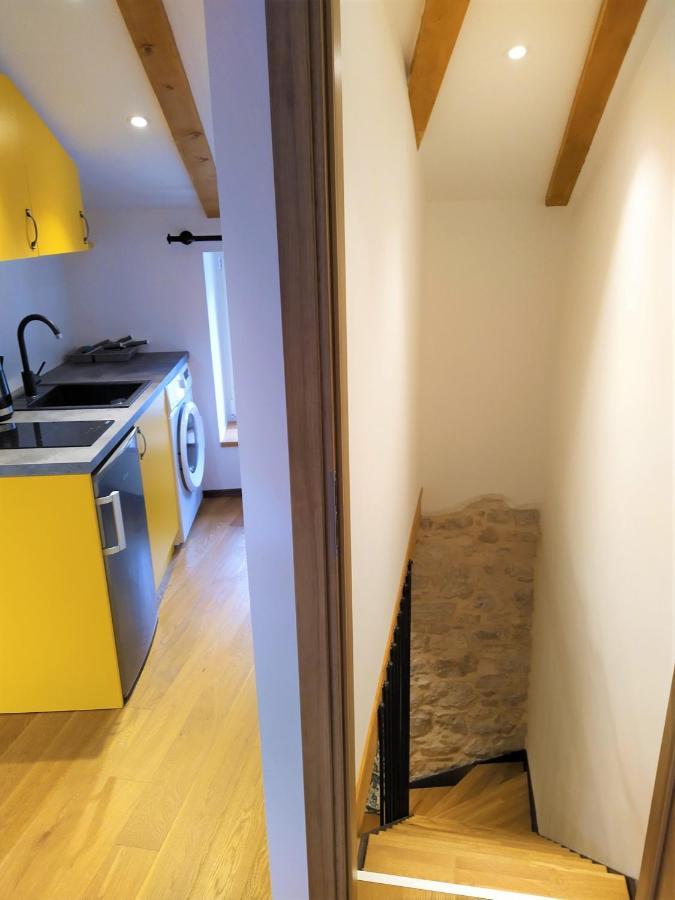 Luxury Apartment - Old Soul With A New Heart Црес Экстерьер фото