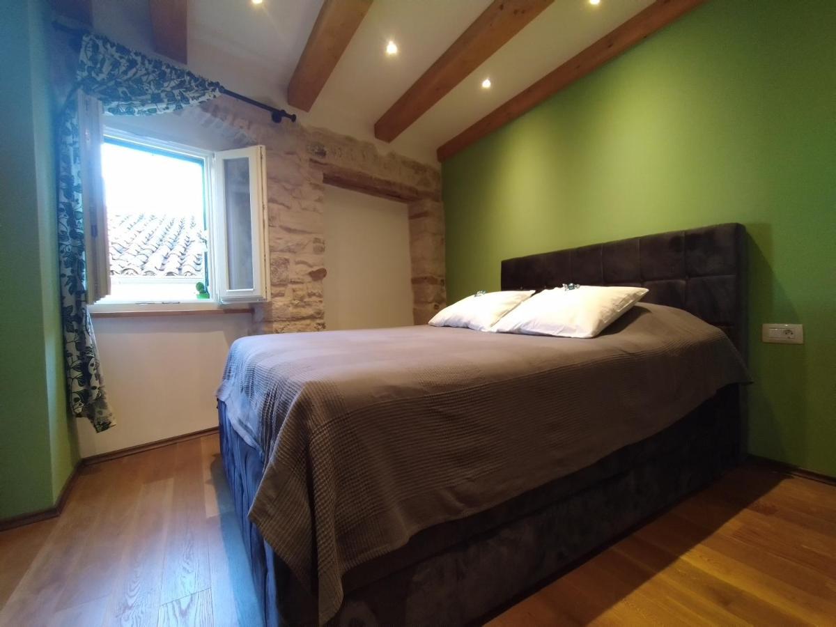 Luxury Apartment - Old Soul With A New Heart Црес Экстерьер фото