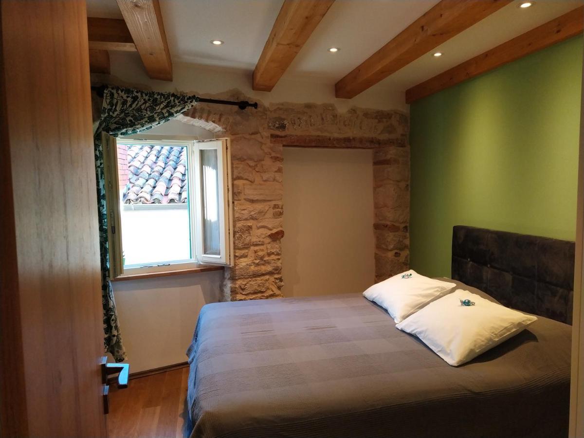 Luxury Apartment - Old Soul With A New Heart Црес Экстерьер фото