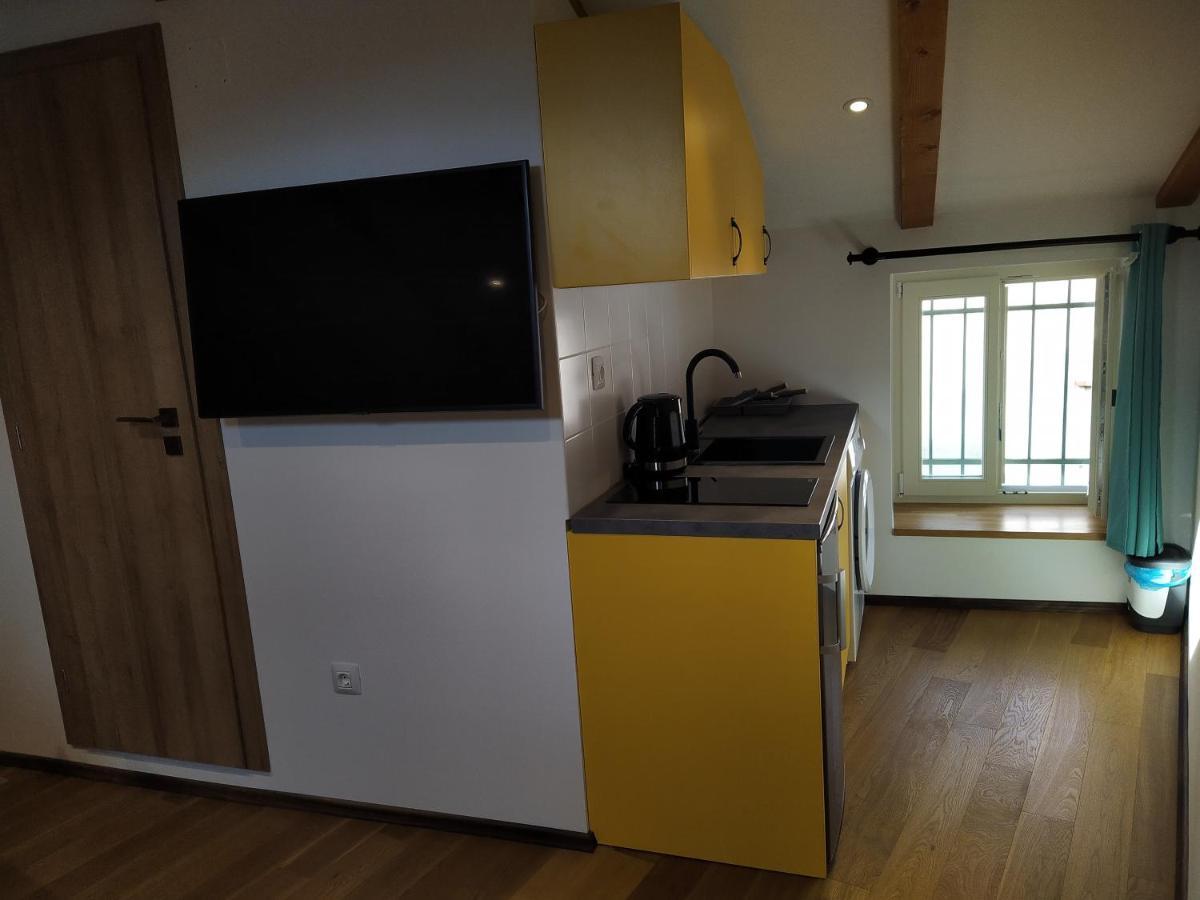Luxury Apartment - Old Soul With A New Heart Црес Экстерьер фото